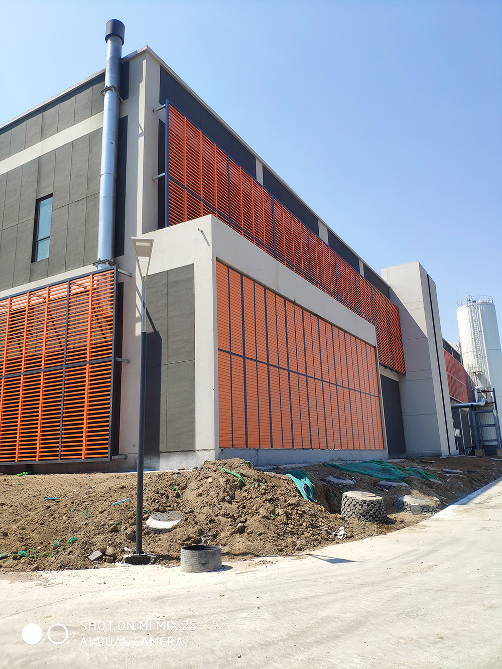 阿里巴巴前旗數據中心-手自一體發電機聯動百葉窗