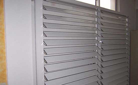 玻璃百葉窗的特點有哪些?玻璃百葉窗有哪些配件?