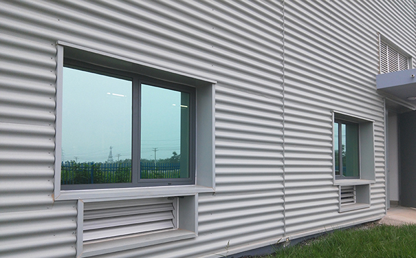 電動百葉窗的功能特性都有哪些?