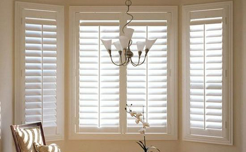 手動百葉窗的作用是什么？手動百葉窗的安裝技巧？